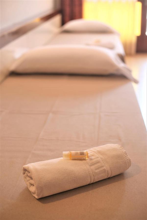 Pension Hostel Costa Brava L'Estartit Εξωτερικό φωτογραφία